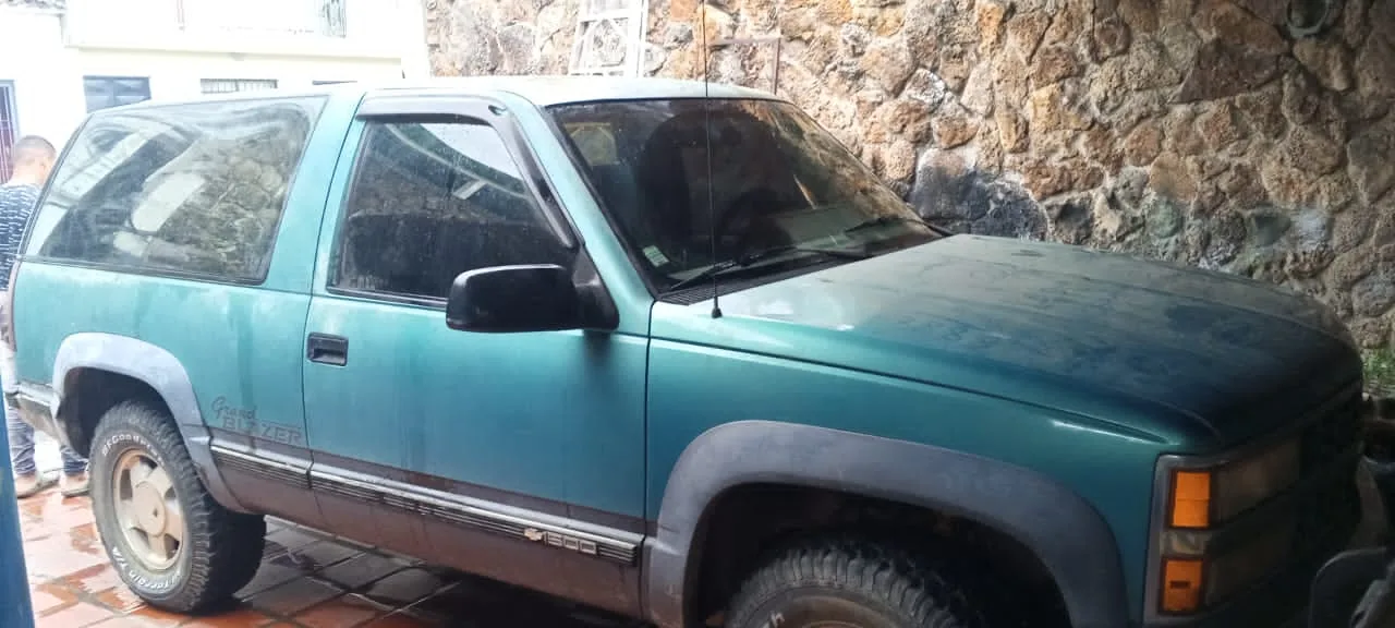 Off-Road Chevrolet Silverado 1993 4x4 en Miranda — foto 6