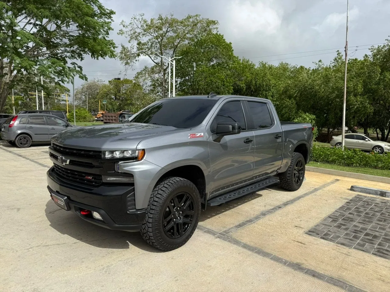 Pickup Chevrolet Silverado 2022 LT Trail Boss Z71 en Maturín — foto 4