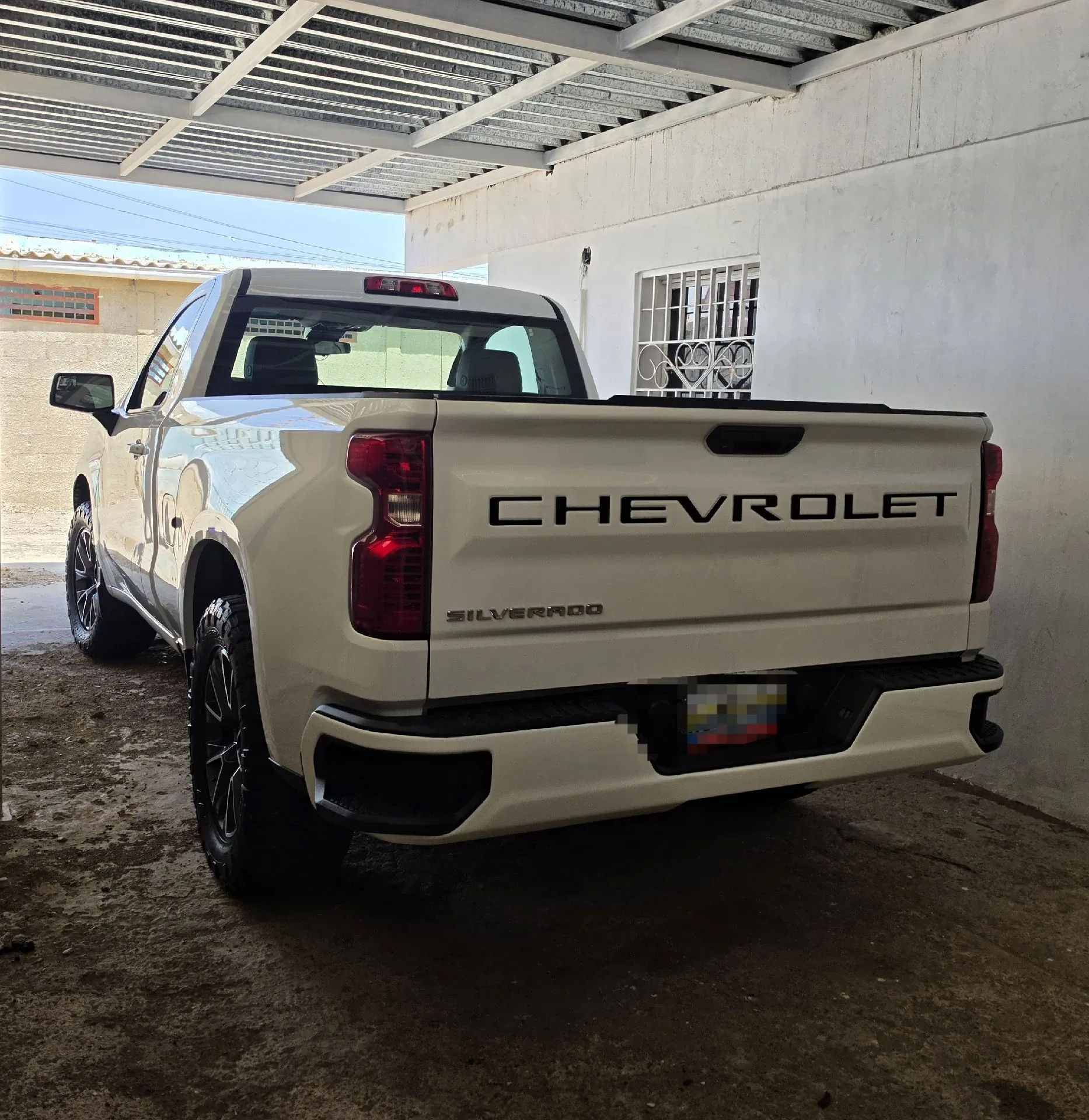 Pickup Chevrolet Silverado 2023 Importada en Punto fijo — foto 15