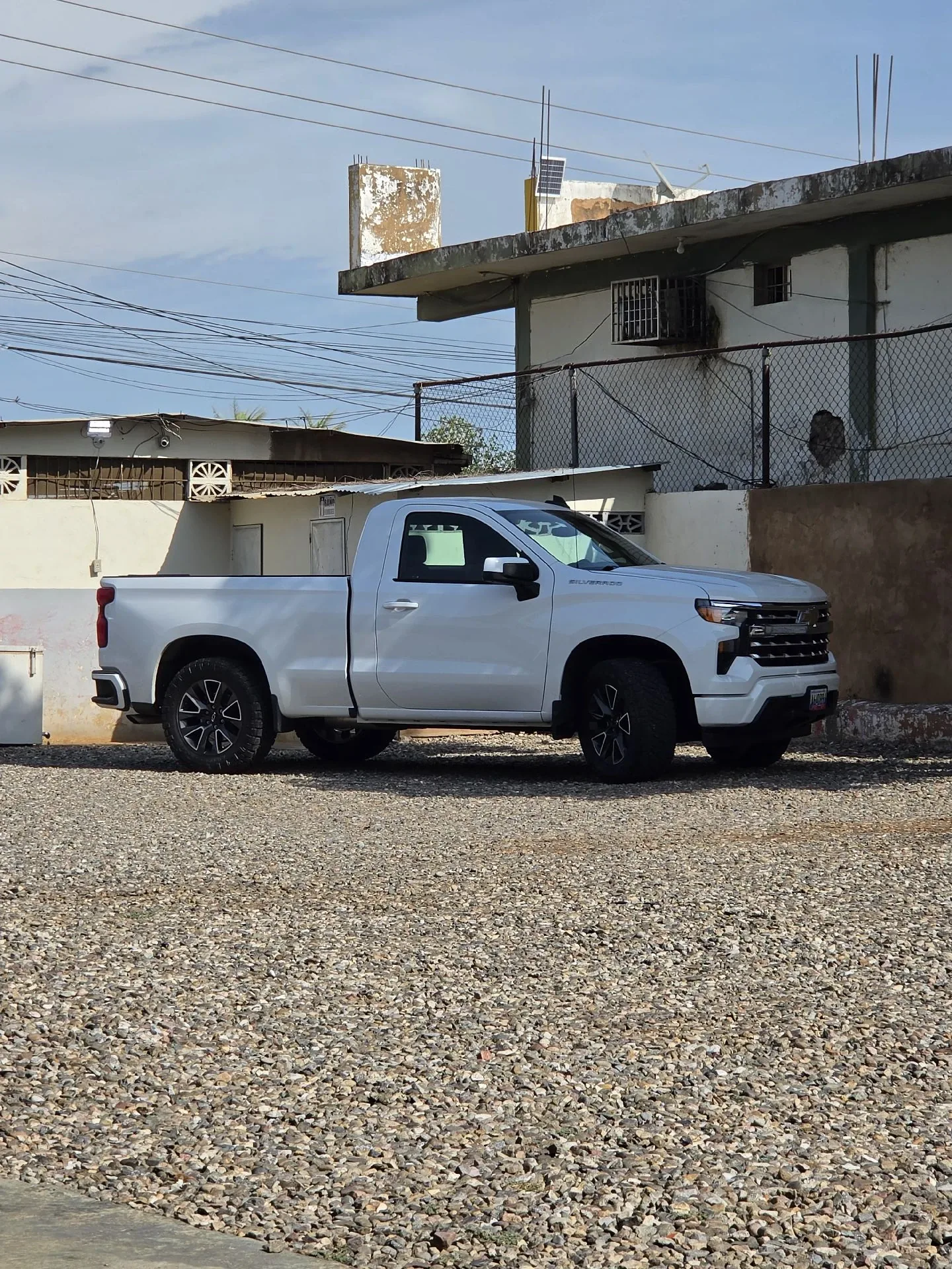 Pickup Chevrolet Silverado 2023 Importada en Punto fijo — foto 16