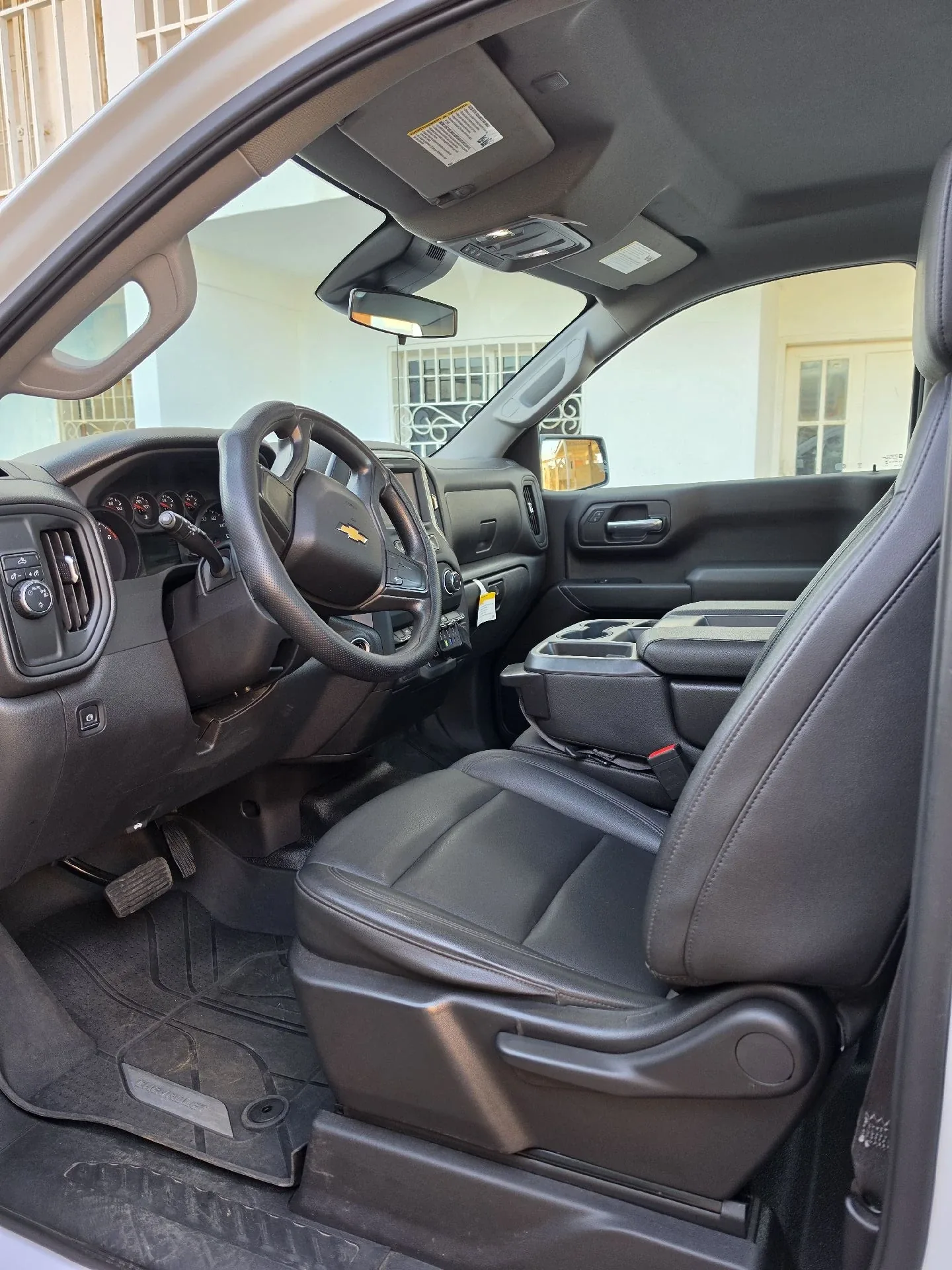 Pickup Chevrolet Silverado 2023 Importada en Punto fijo — foto 5