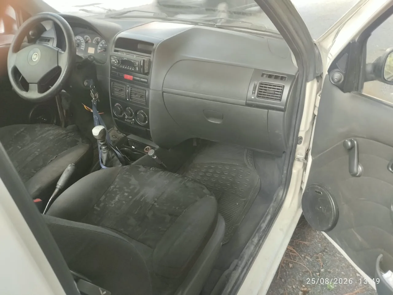 Camioneta Fiat Strada 2006 en Caracas — foto 4