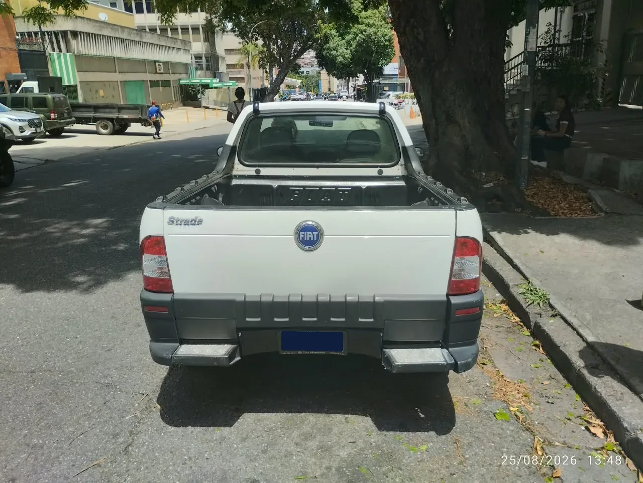 Camioneta Fiat Strada 2006 en Caracas — foto 3