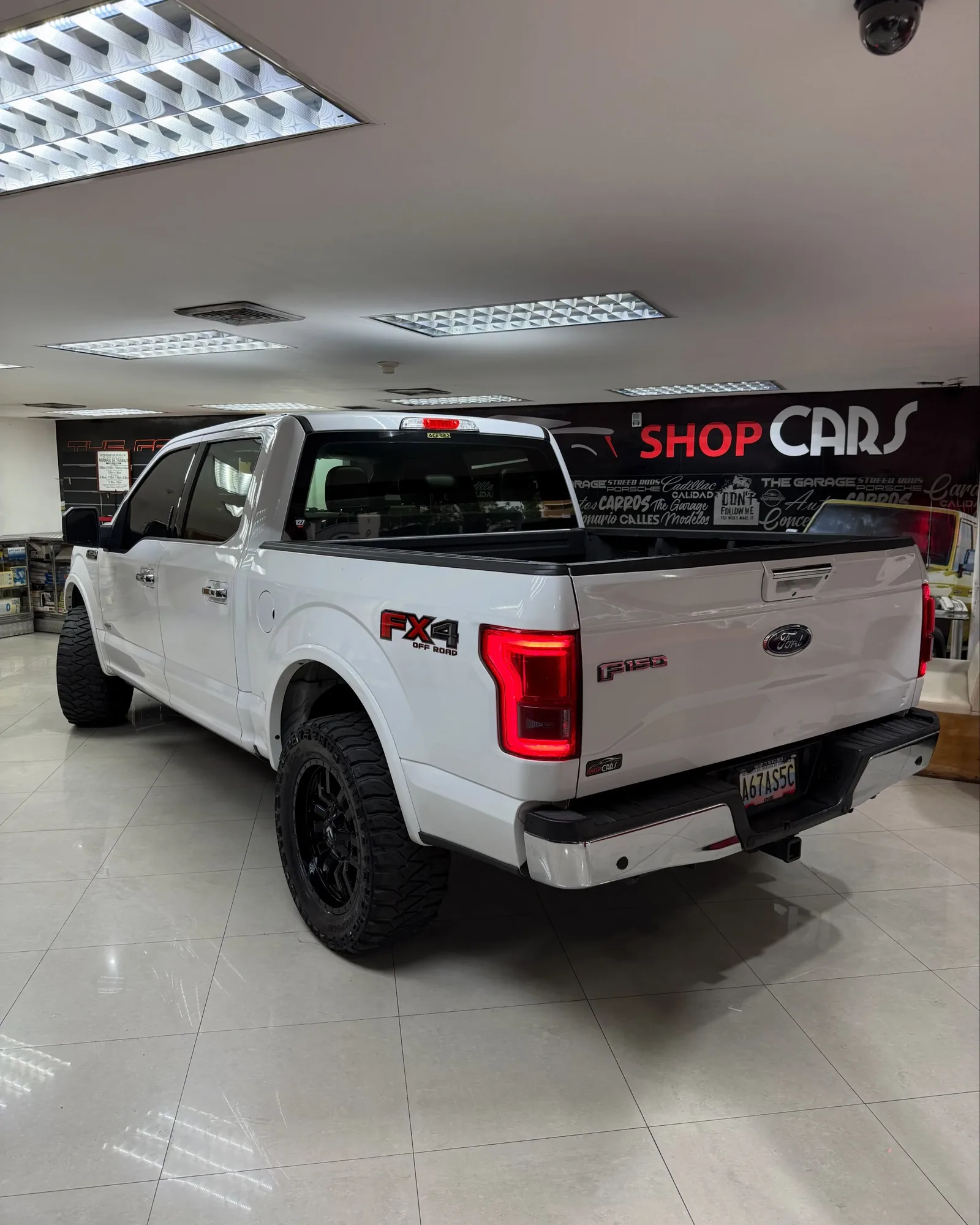 Pickup Ford F-150 2017 Lariat en Caracas — foto 5