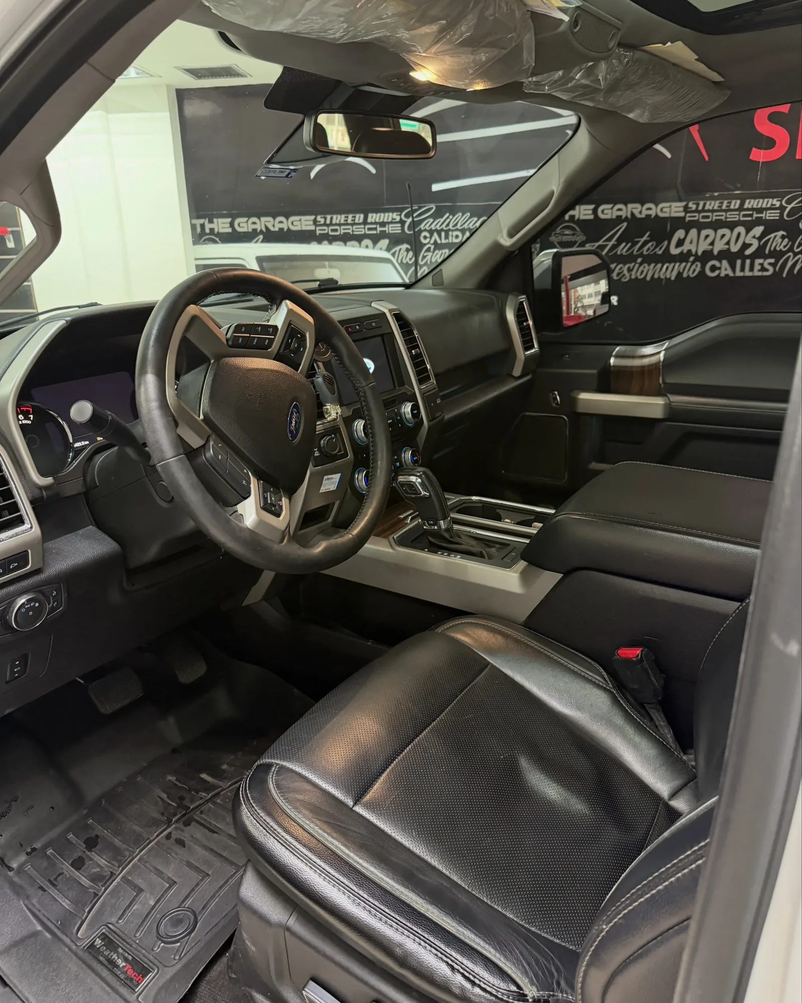 Pickup Ford F-150 2017 Lariat en Caracas — foto 6