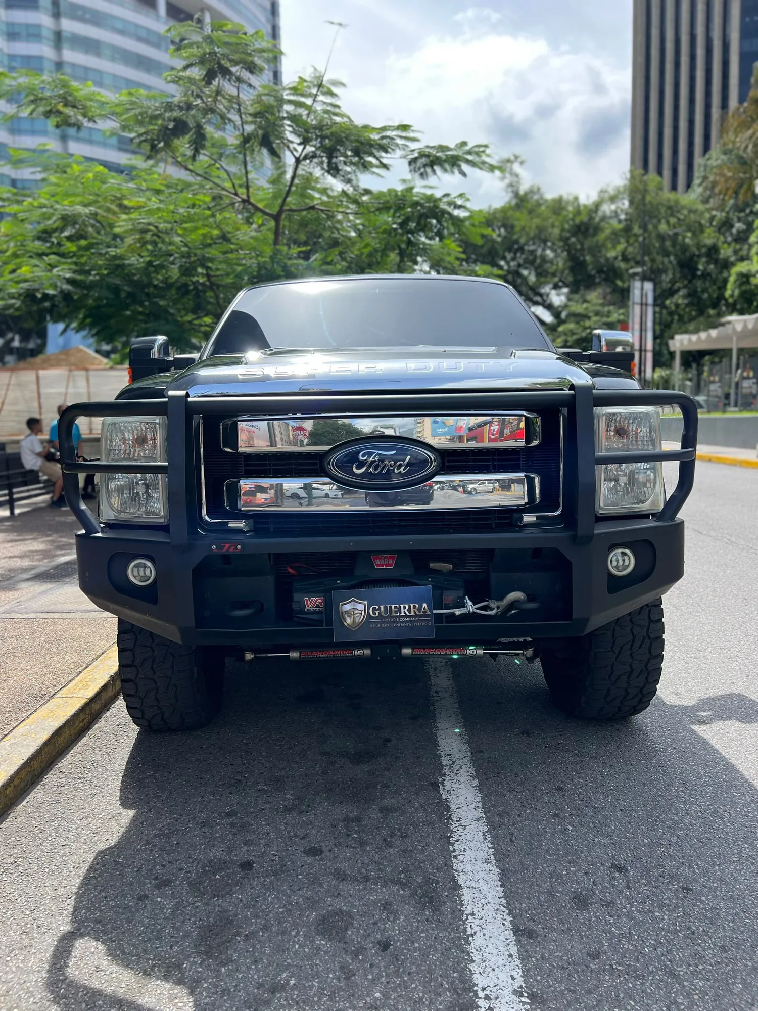 Pickup Ford F-250 2011 en Caracas — foto 2