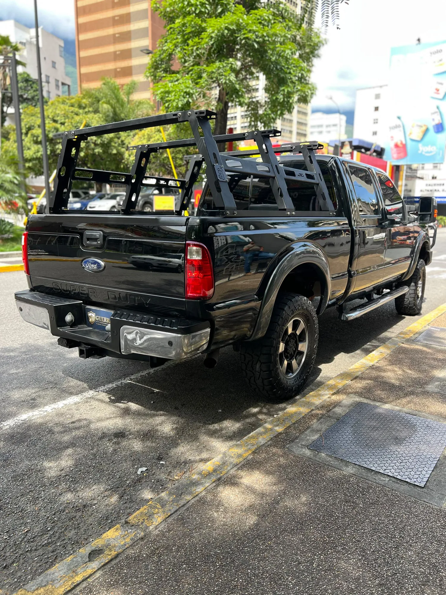 Pickup Ford F-250 2011 en Caracas — foto 3