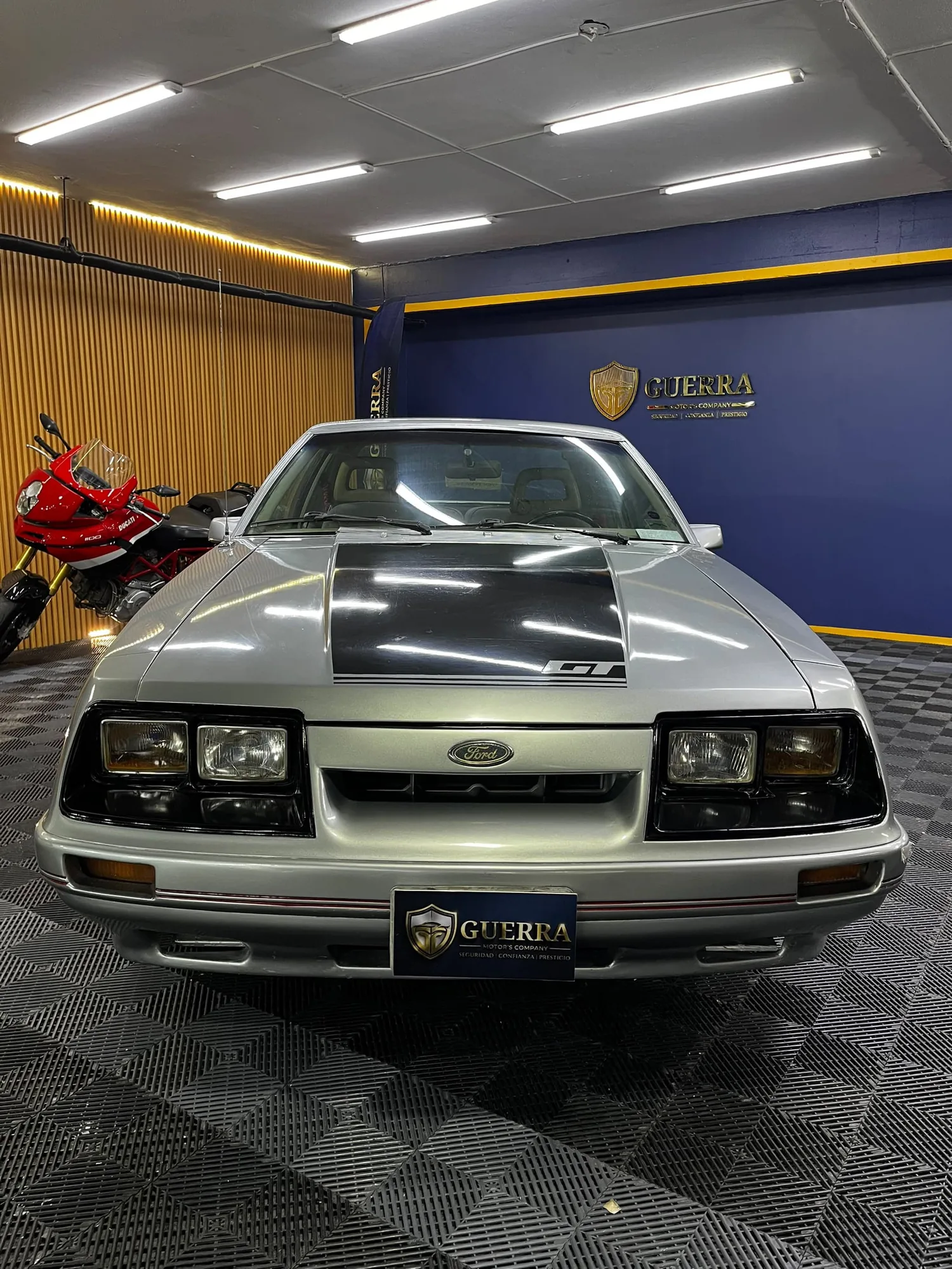 Coupé Ford Mustang 1990 GT 5.0 en Caracas
