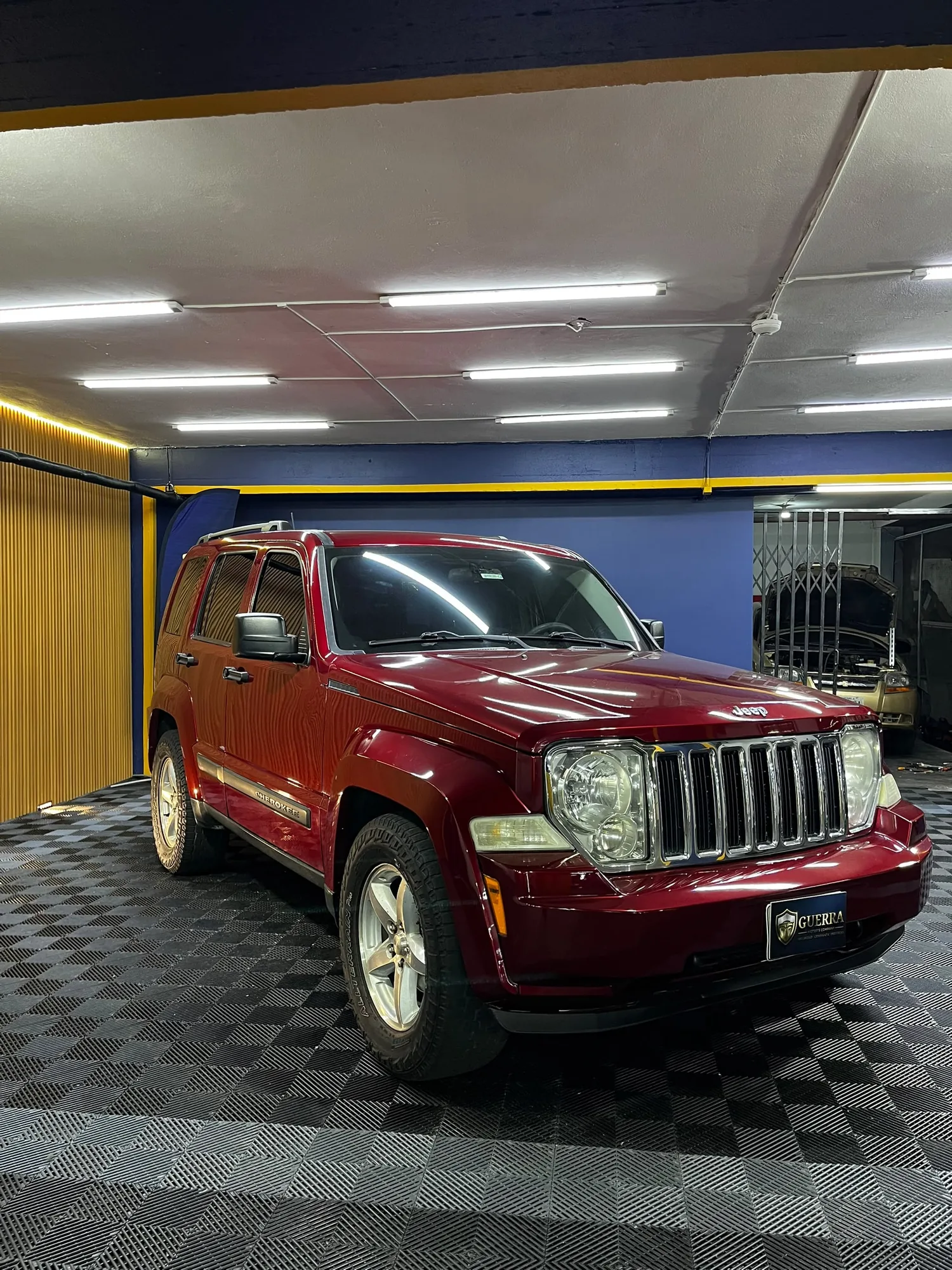 Camioneta Jeep Cherokee kk 2014 en Caracas — foto 4
