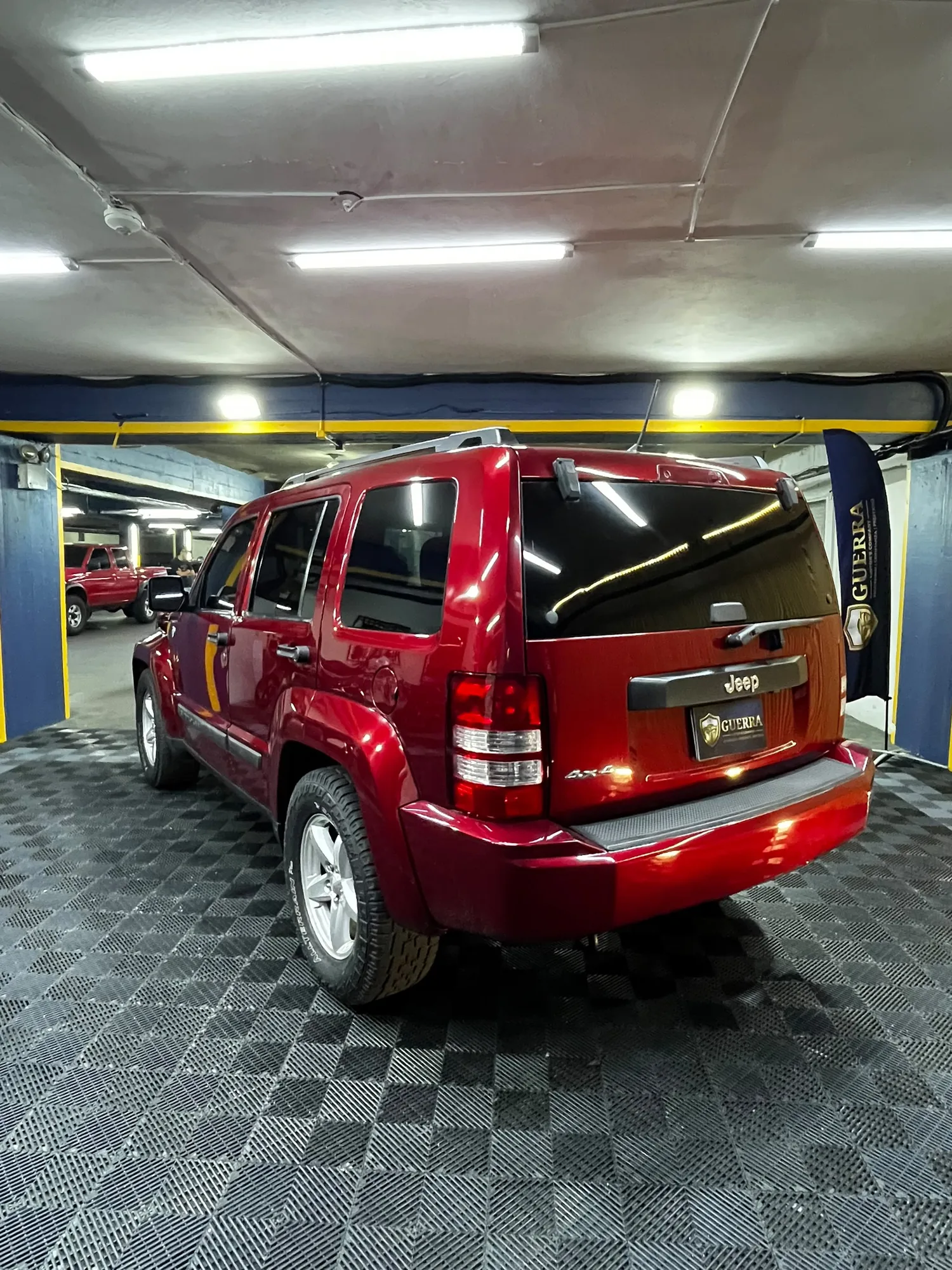Camioneta Jeep Cherokee kk 2014 en Caracas — foto 5