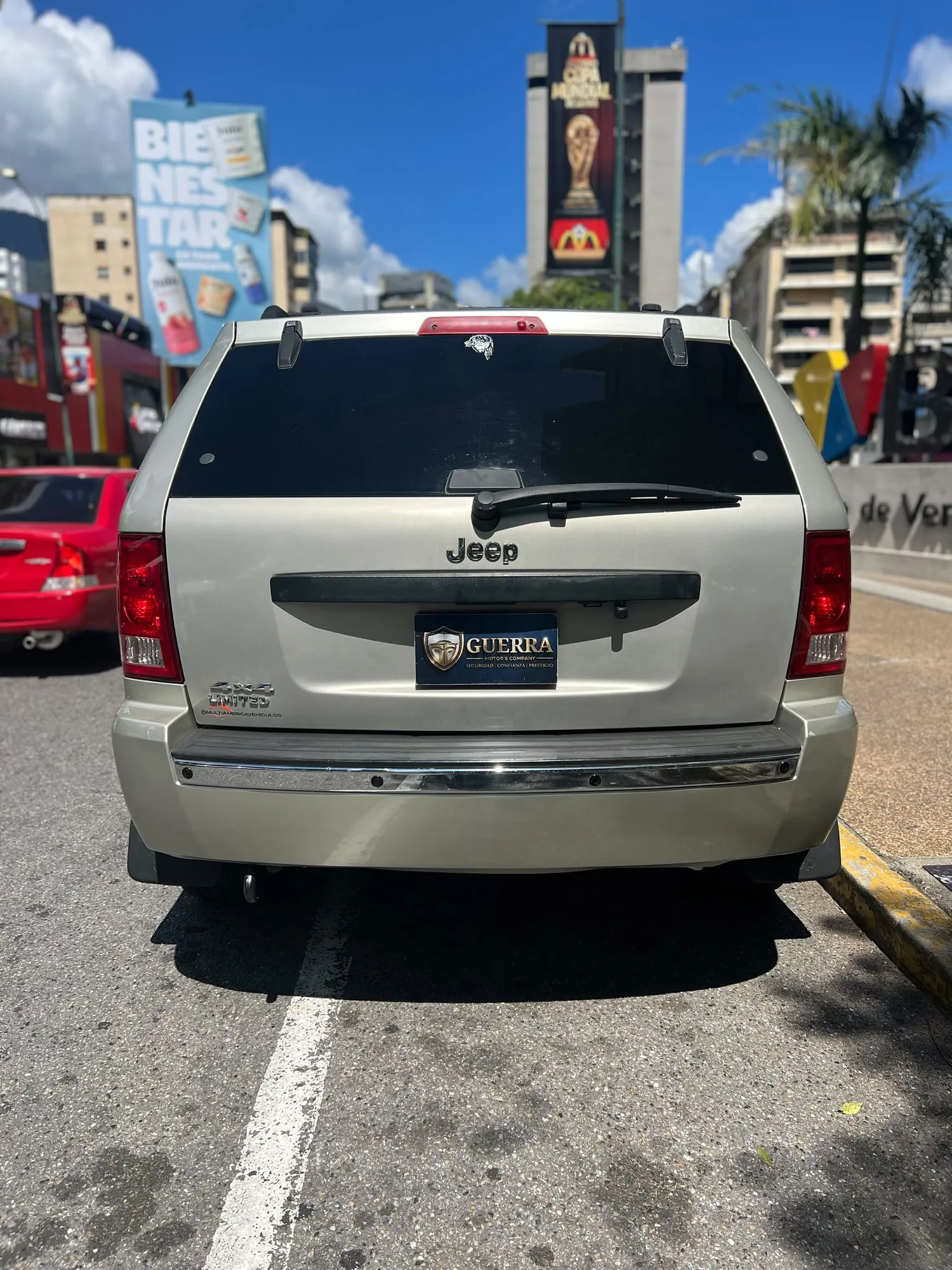 SUV Jeep Grand Cherokee 2009 Limited en Caracas — foto 4