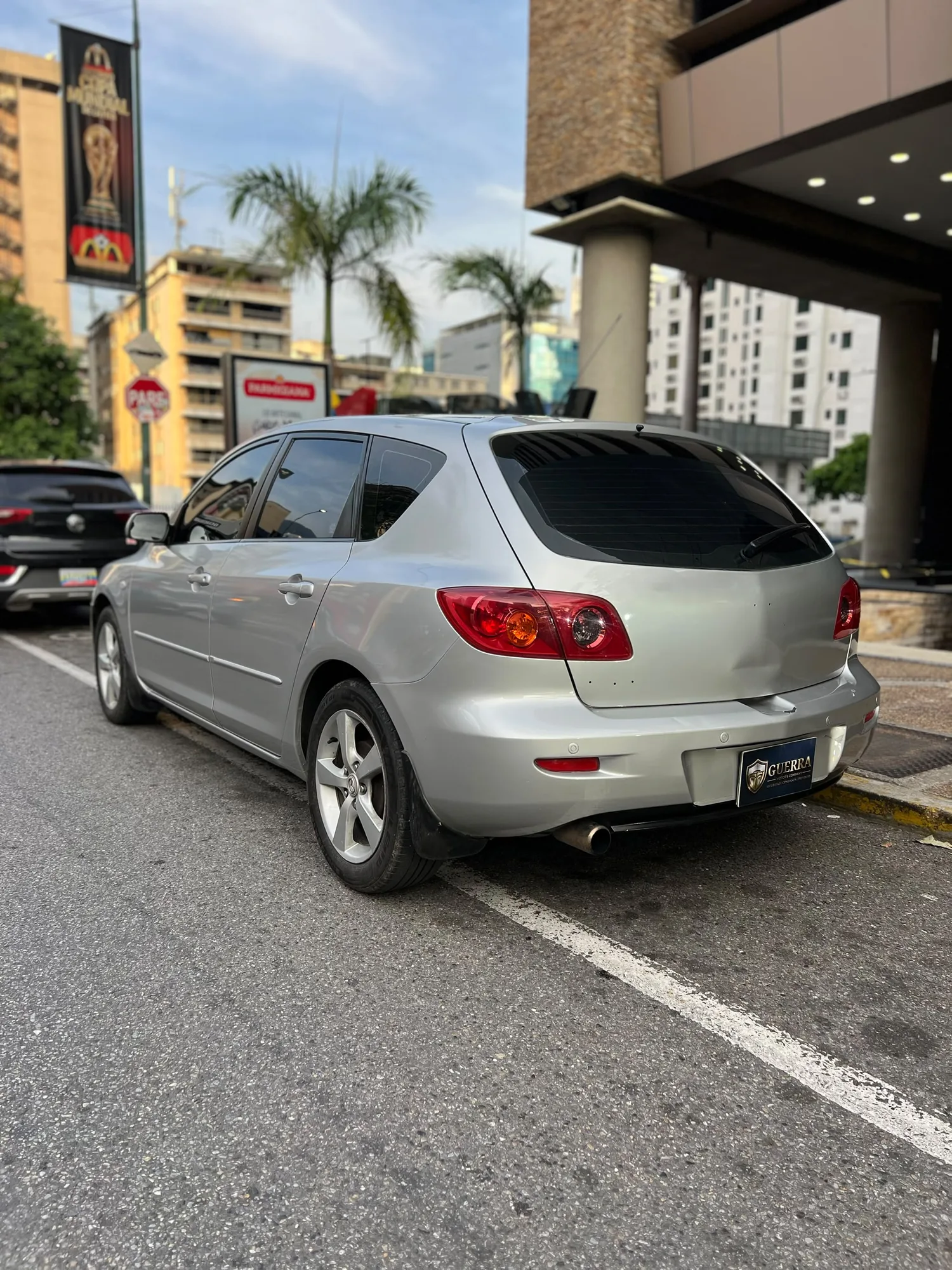 Hatchback Mazda Mazda 3 2006 en Caracas — foto 3