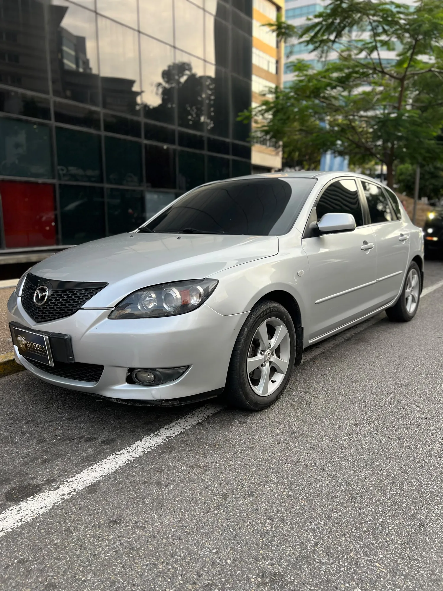 Hatchback Mazda Mazda 3 2006 en Caracas — foto 4