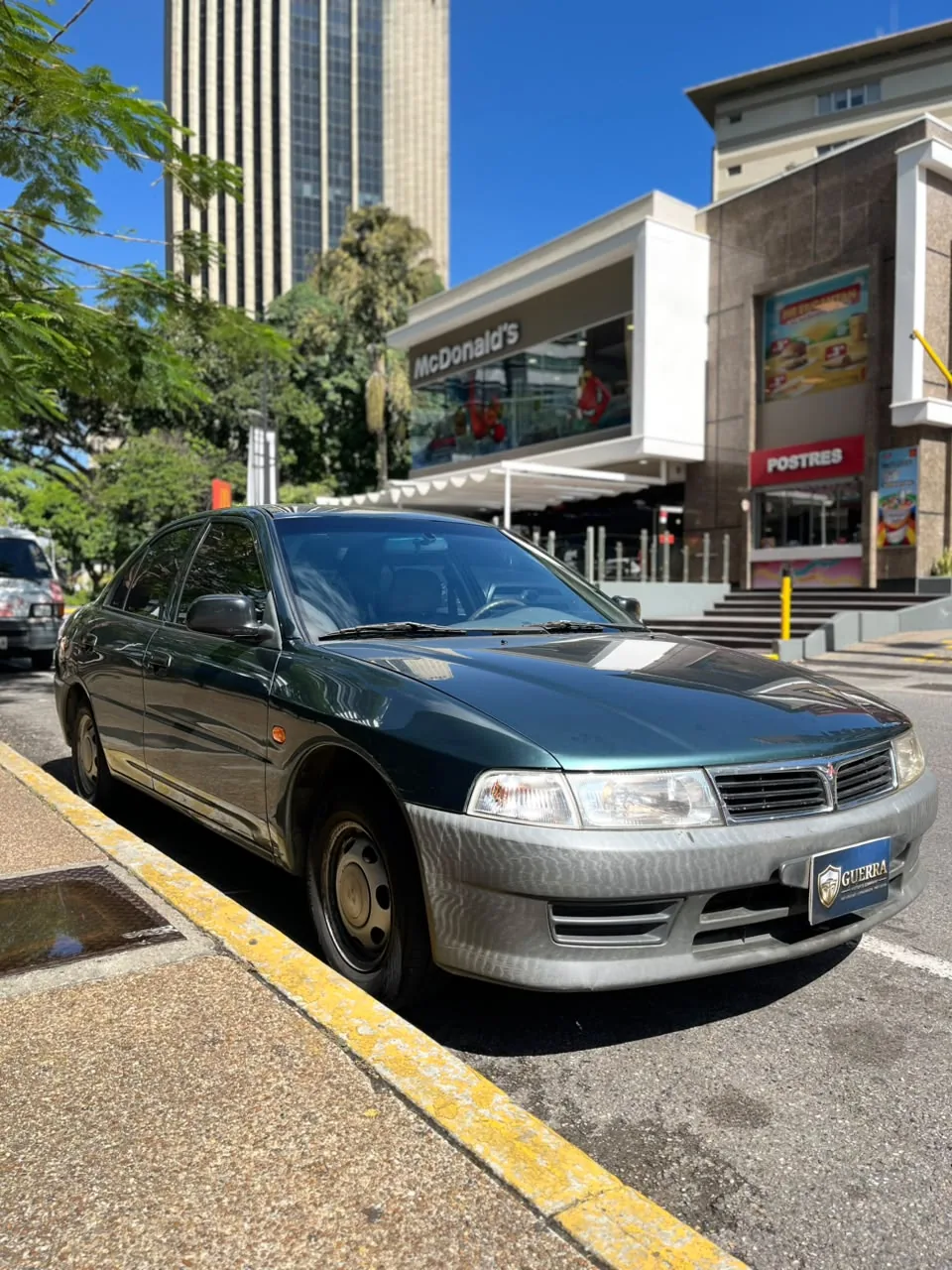 Sedán Mitsubishi Signo 2007 en Caracas
