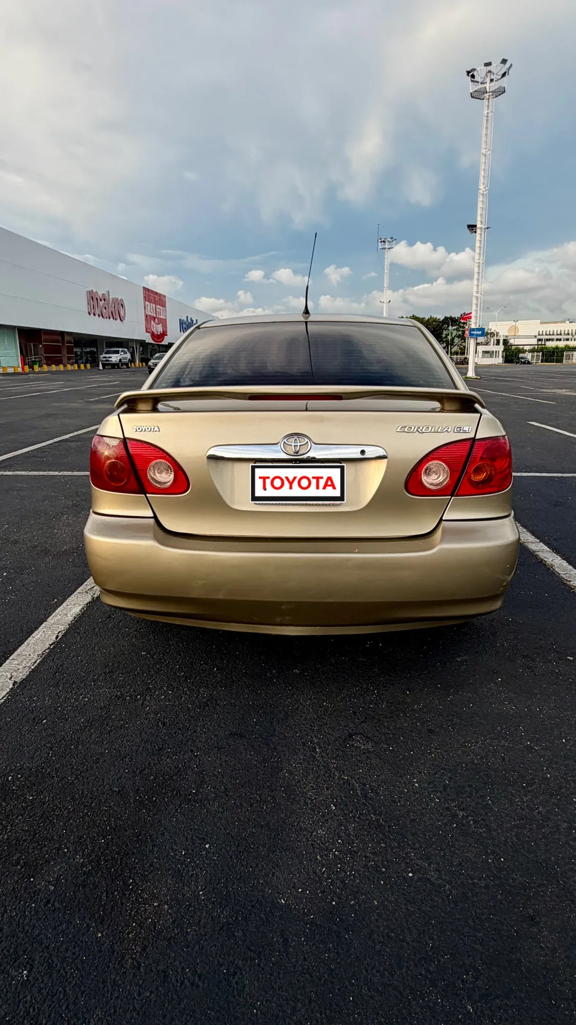 Sedán Toyota Corolla 2005 SENSACIÓN en Barquisimeto — foto 2