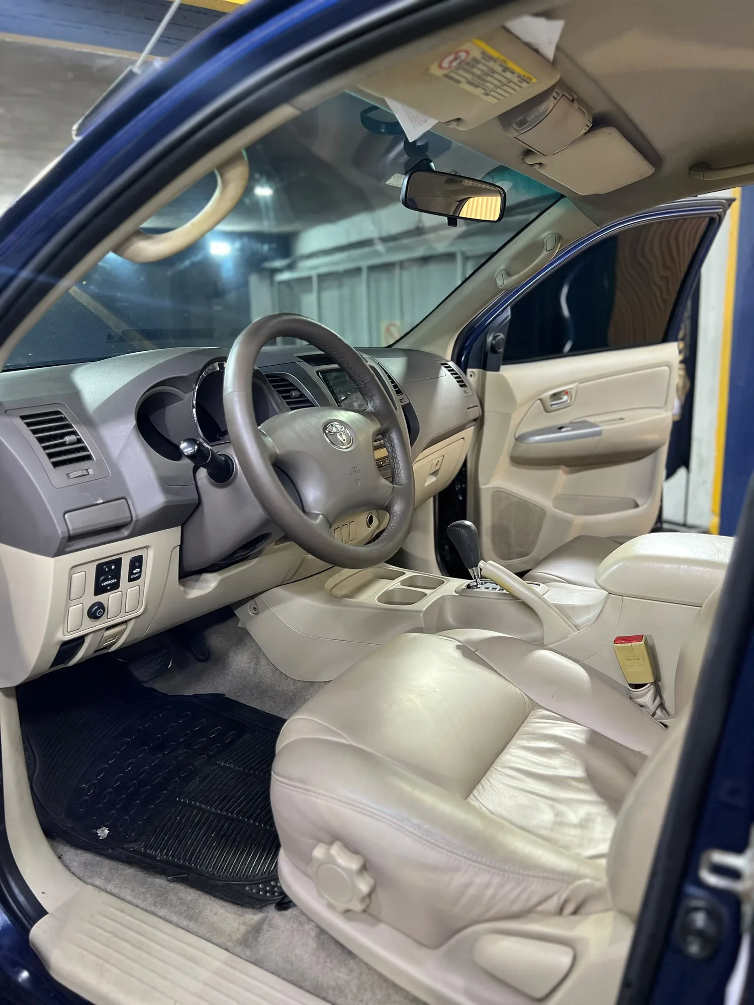 Toyota Fortuner 2008 en Caracas — foto 4