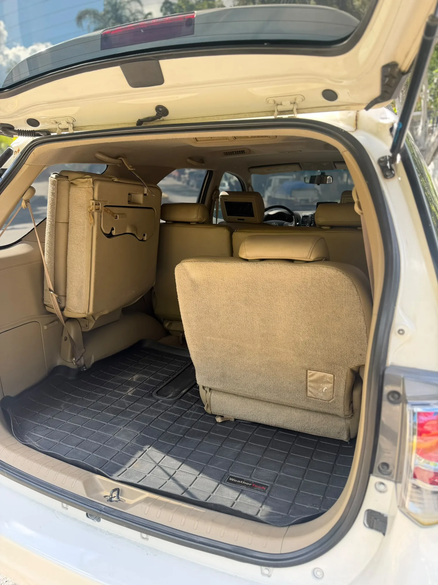 SUV Toyota Fortuner 2012 V6 4.0 en Caracas — foto 4