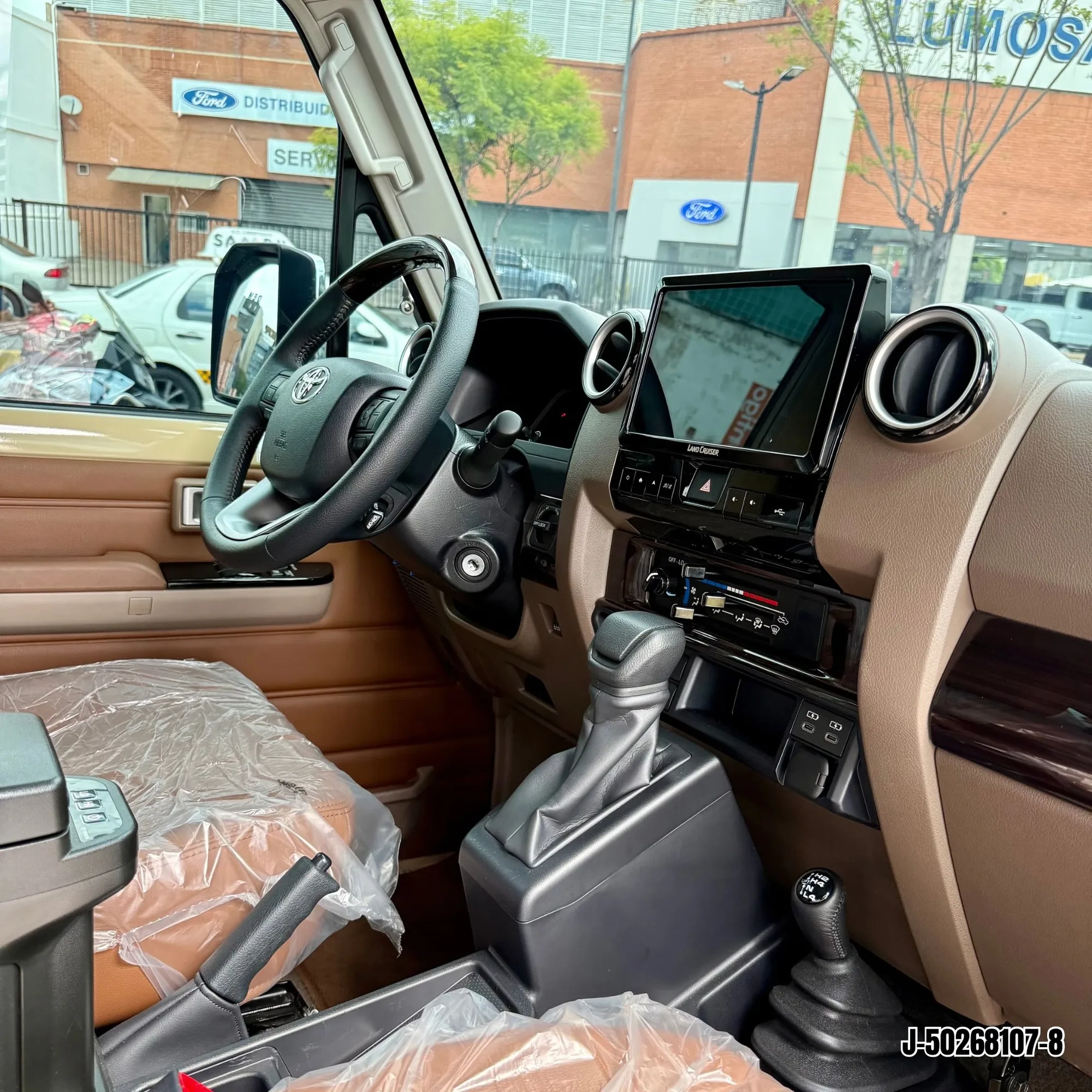 SUV Toyota Land Cruiser 2025 Serieb71 LX en Caracas — foto 3