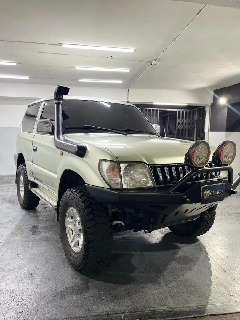 SUV Toyota Prado 2008 en Caracas