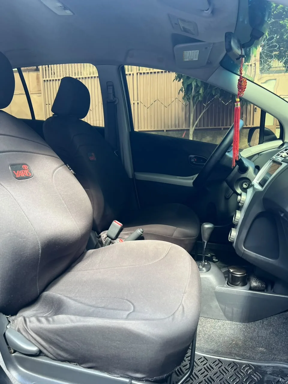 Toyota Yaris 2008 en caracas — foto 4