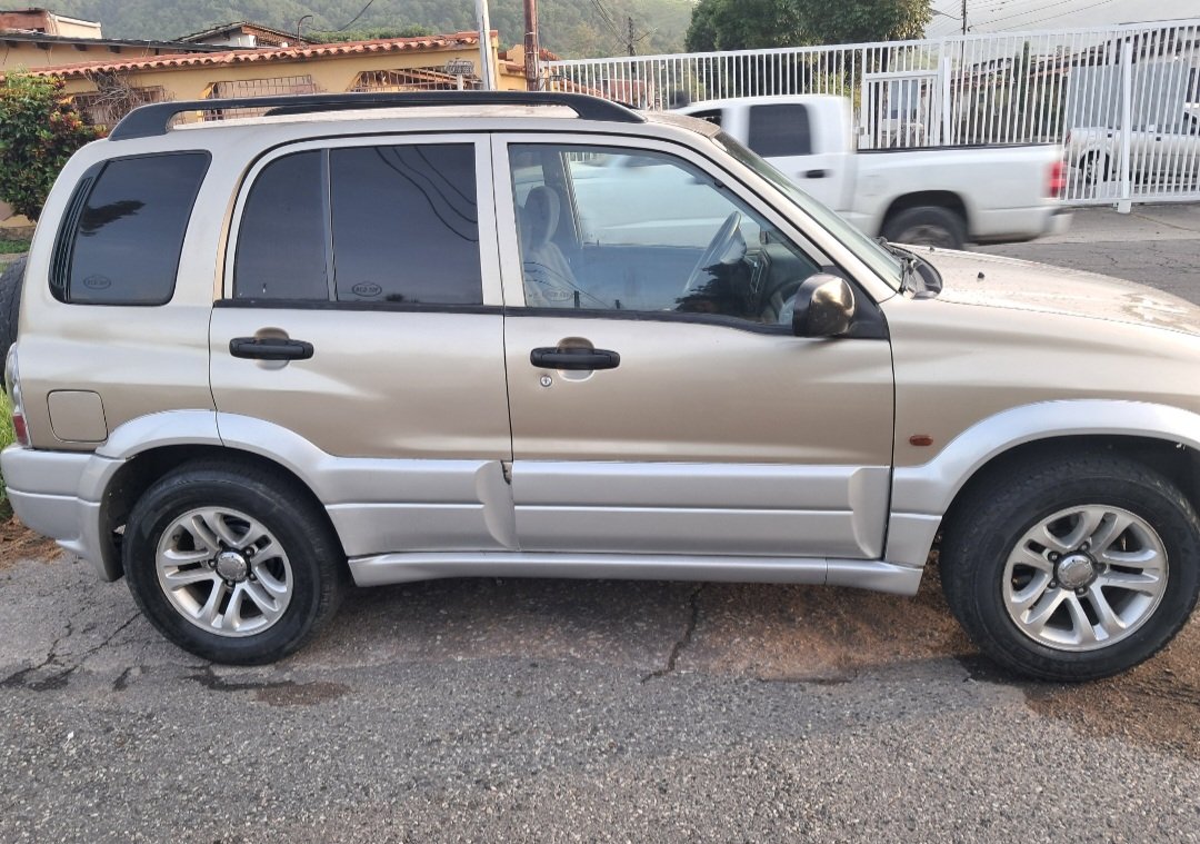 Grand vitara año 2008 full equipo