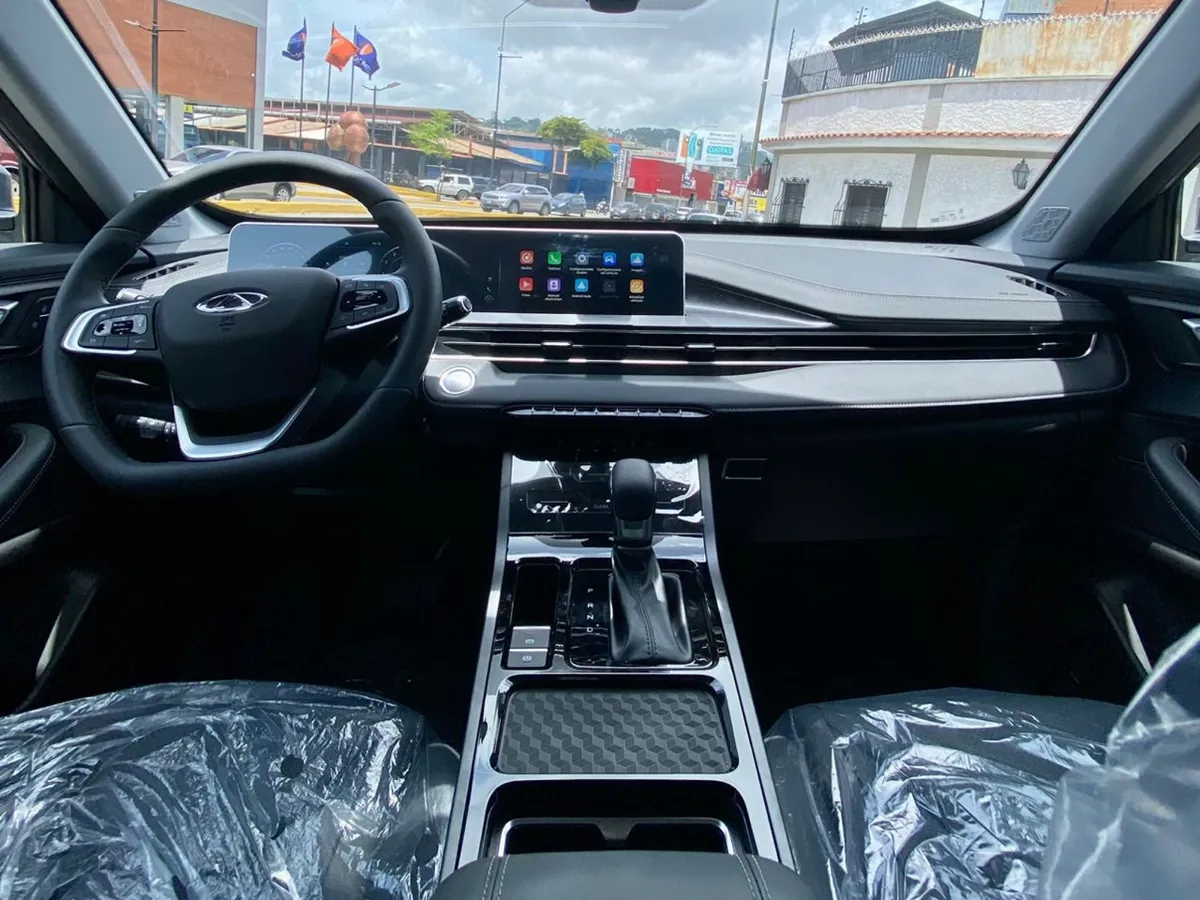 Chery Tiggo 4 Pro 2025 Gris Caracas