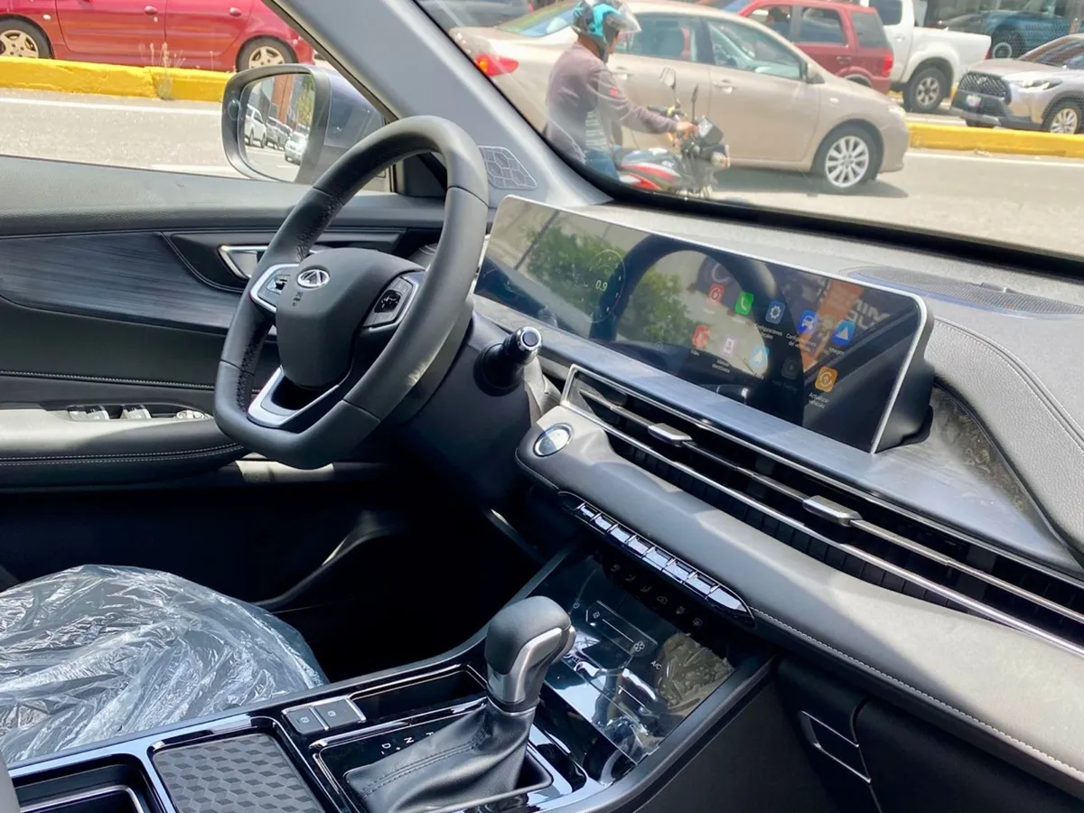 Chery Tiggo 4 Pro 2025 Gris Caracas