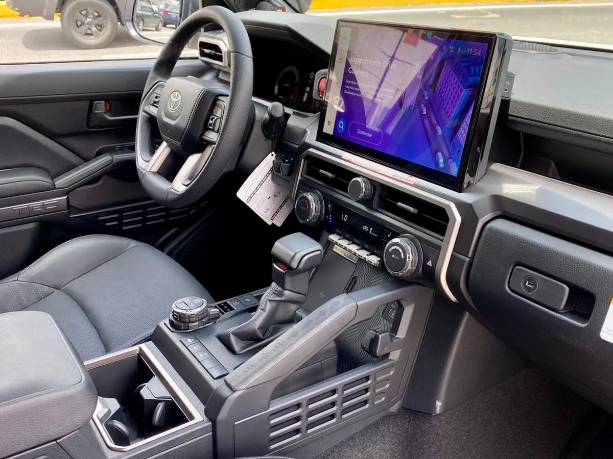 Toyota 4Runner TRD Off Road 2025 Blanco Caracas