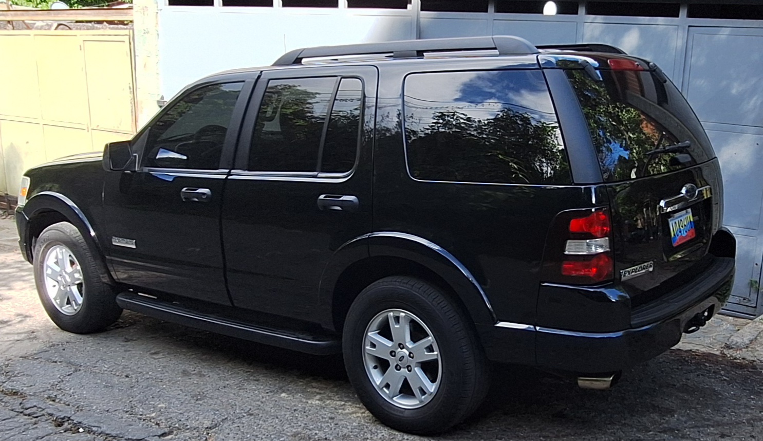 Ford Explorer 2010 Xlt