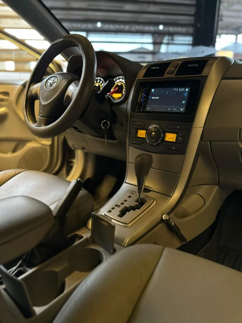 Toyota Corolla GLI 2010