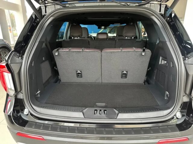 Ford Explorer 2026 Platinum