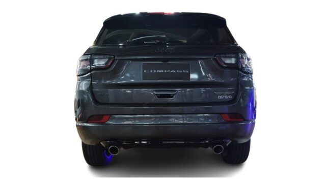 Jeep Compass Blackhawk 2026