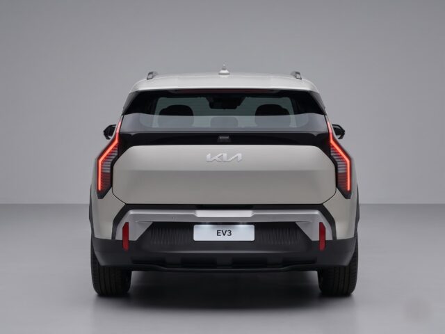 Kia EV3 2025 Light