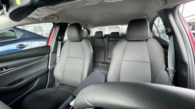 Mazda 3 Touring 2027