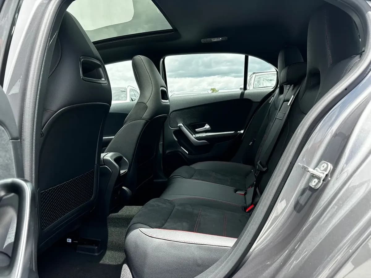 Mercedes-Benz A 250 2027