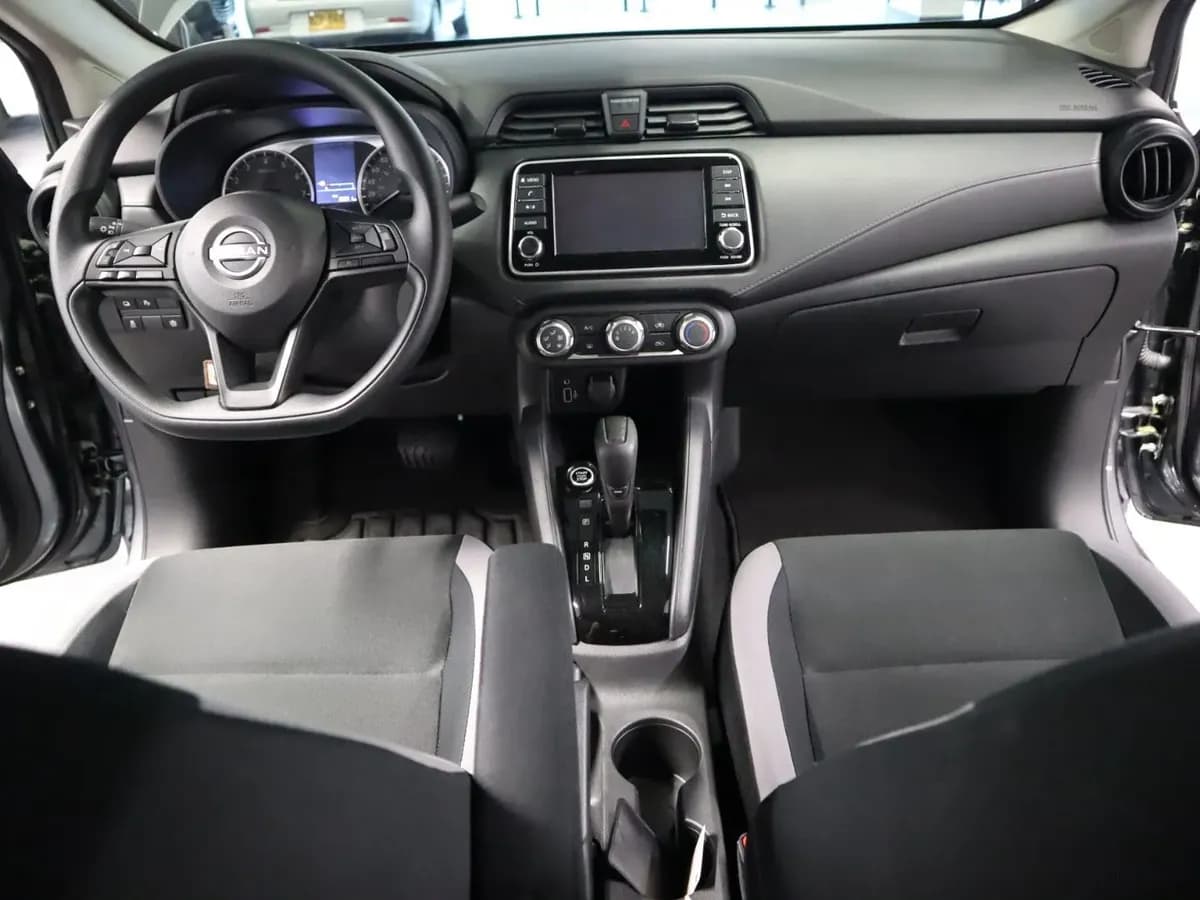 Nissan Versa Advance 2026