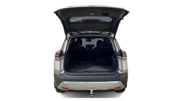 Nissan X-Trail e-4orce 2025