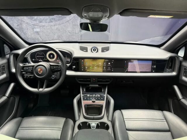 Porsche Cayenne 2025 E-Hybrid
