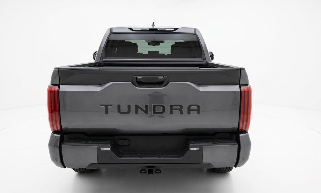 Toyota Tundra SR5 2024