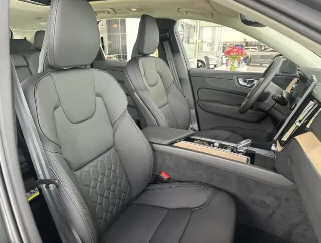 Volvo XC60 T6 2026