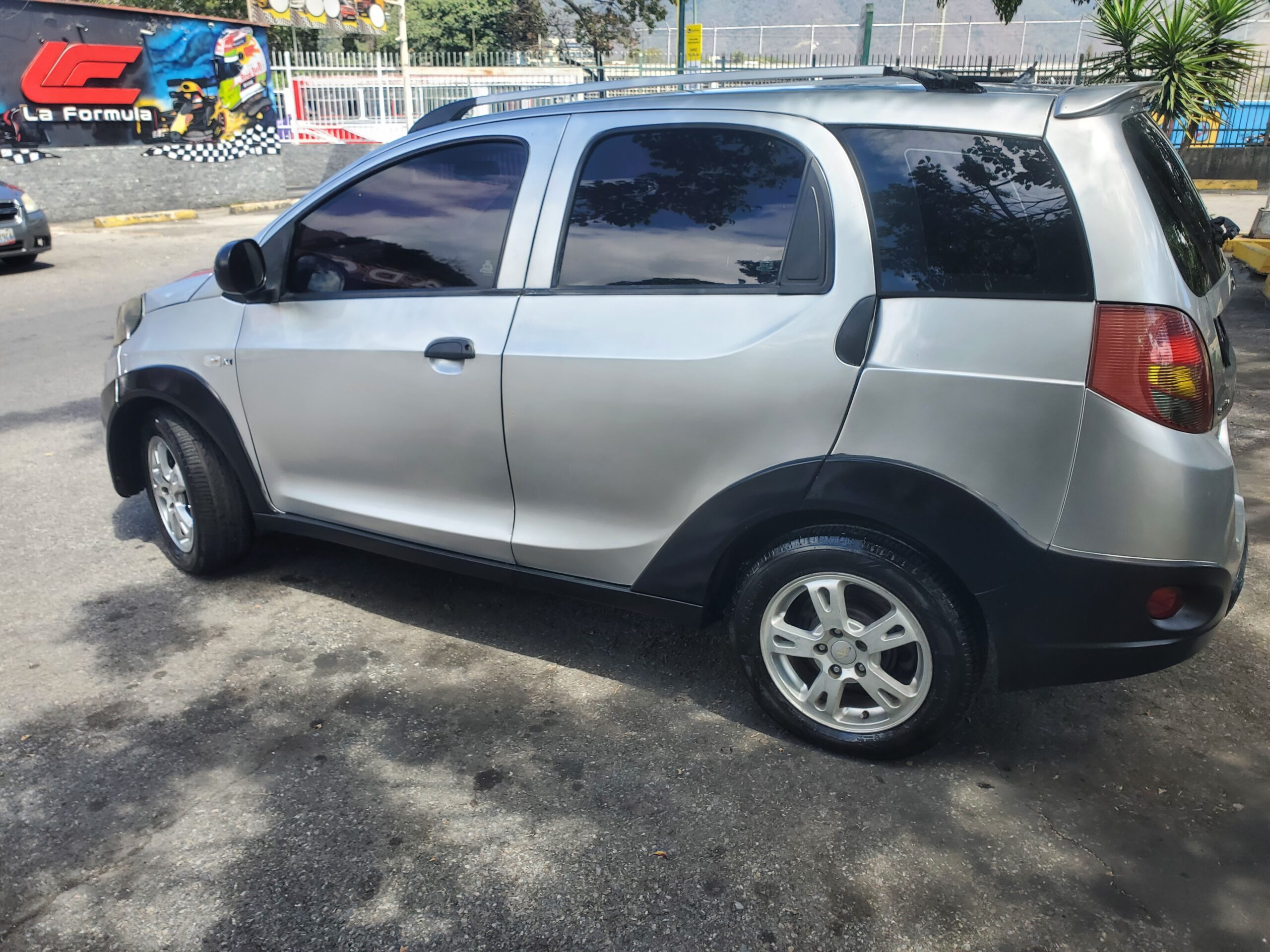 Chery Arauca 2014 Plateado Caracas