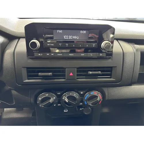 Mitsubishi L200 2025 Blanco Caracas