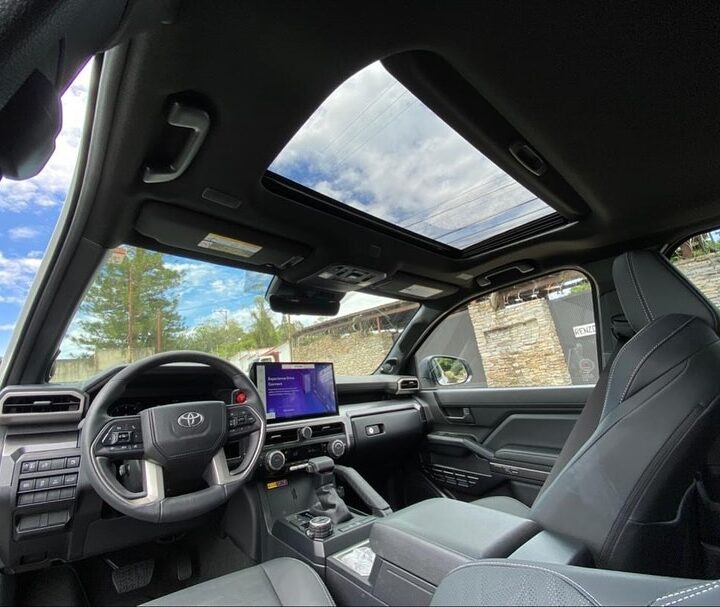 4Runner TRD Off Road 2025 plata suv6