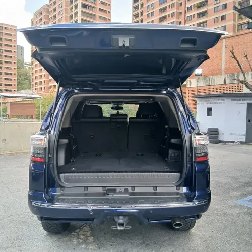 Toyota 4Runner 2017 Azul Caracas
