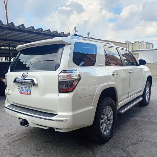 Toyota 4Runner Limited 2019 Blanco Caracas