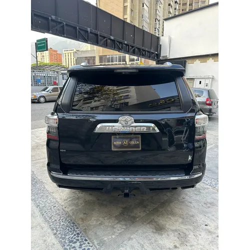 Toyota 4Runner Limited 2022 Negro Caracas