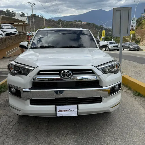 Toyota 4Runner Limited 2022 Blanco Caracas