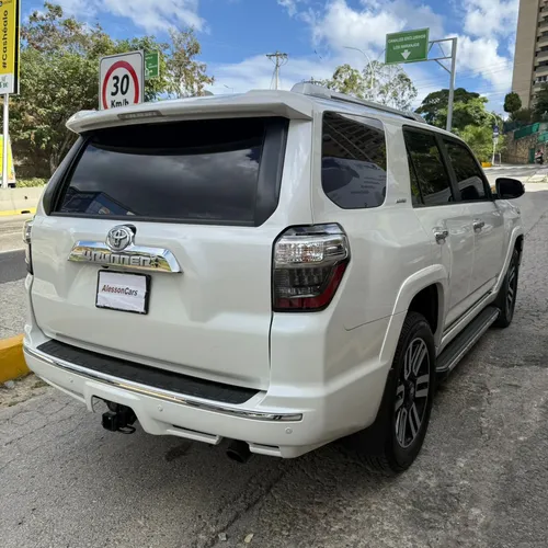 Toyota 4Runner Limited 2022 Blanco Caracas