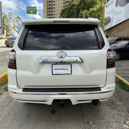 Toyota 4Runner Limited 2022 Blanco Caracas