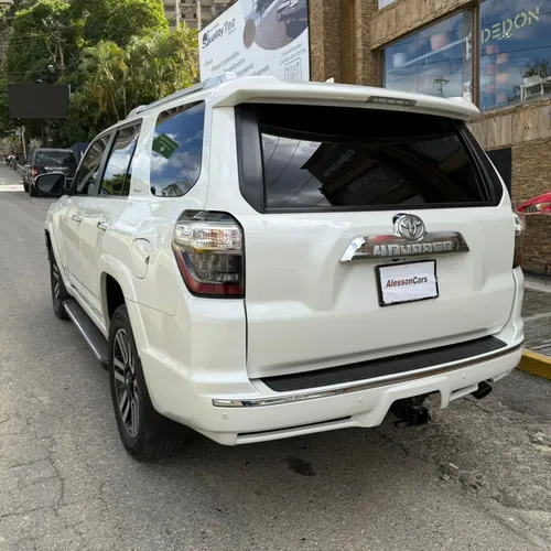 Toyota 4Runner Limited 2022 Blanco Caracas